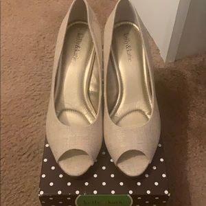 Size 10 NATURAL KK Denise